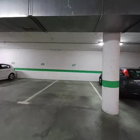 La Parada De Parking Lägenhet